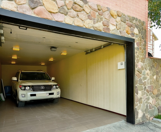 Подъемные ворота в Новотитаровской