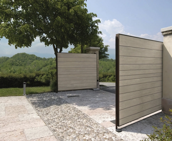 Въездные ворота в Новотитаровской